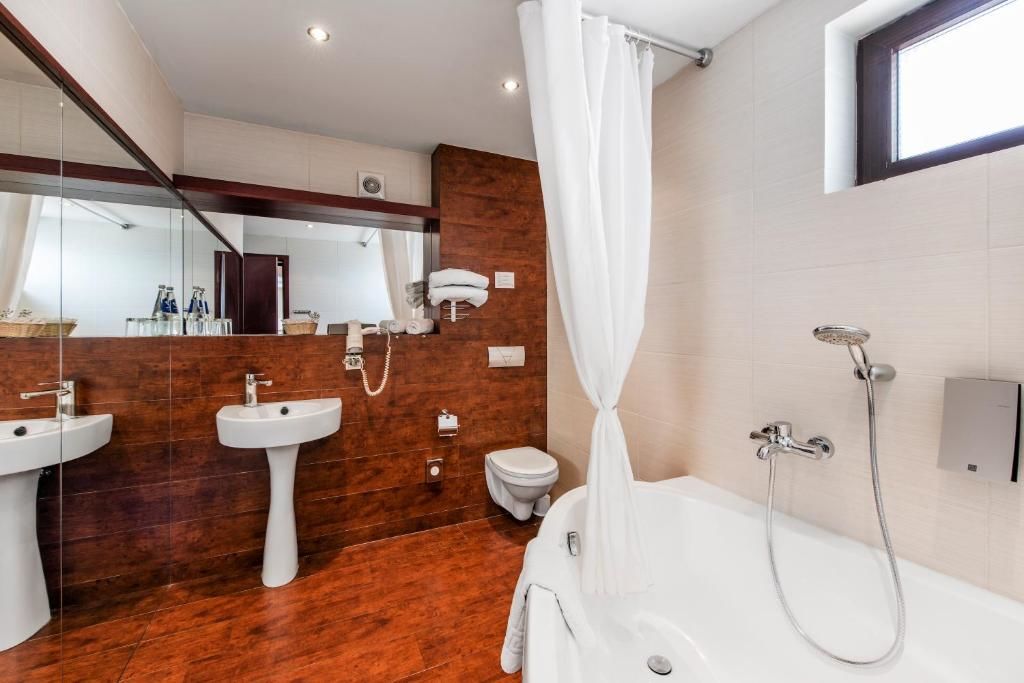 Отель Amberton Hotel Klaipeda Клайпеда