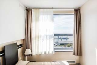 Отель Amberton Hotel Klaipeda Клайпеда Стандартный двухместный номер с 2 отдельными кроватями и видом на море-3