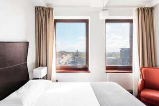 Отель Amberton Hotel Klaipeda Клайпеда Королевский люкс со спа-ванной-4