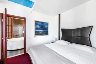 Отель Amberton Hotel Klaipeda Клайпеда Королевский люкс со спа-ванной-6